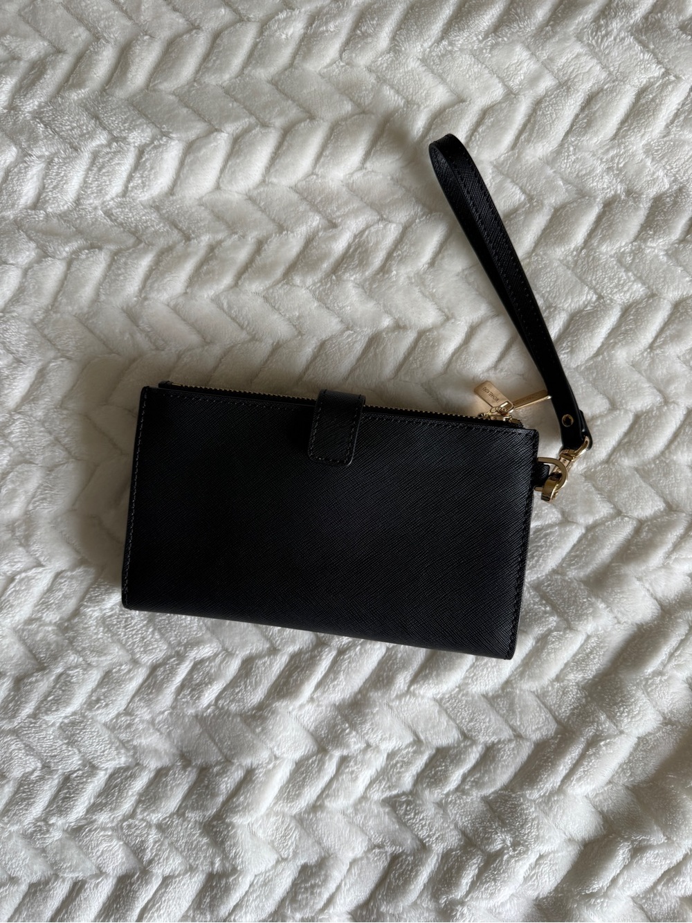 Michael Kors Black Saffiano Leather Wristlet with Gold Logo - Picture 4 of 5